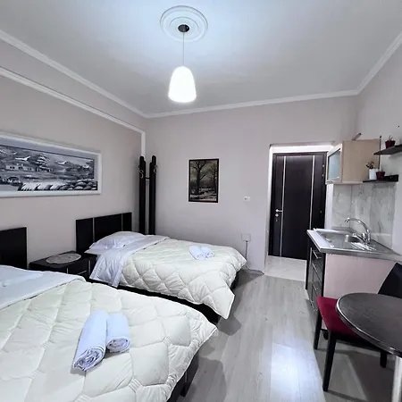 Lacka Apartment Pogradec